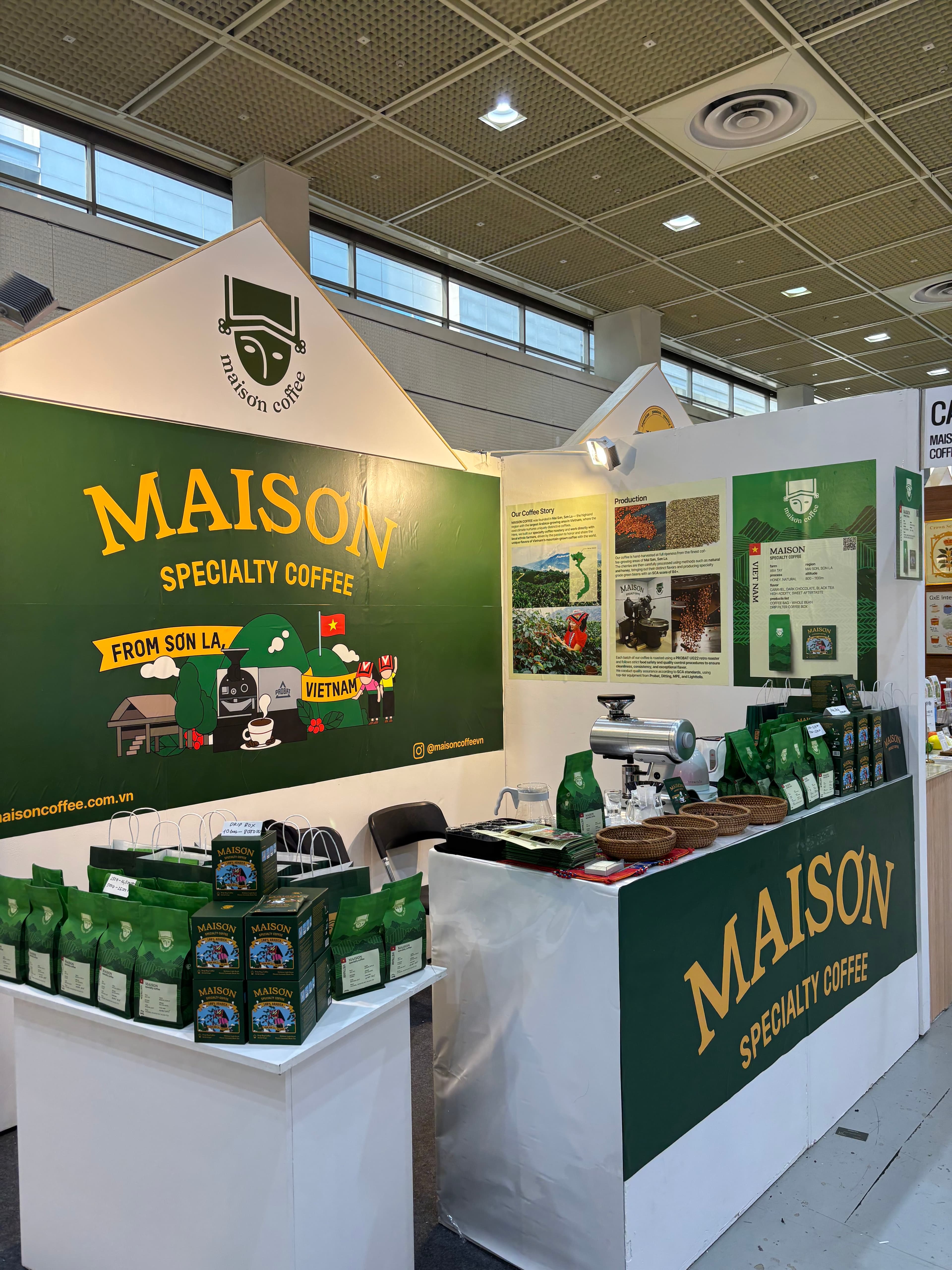 Gian trưng bày Maison Coffee tại Cafe Show Hà Nội, giới thiệu câu chuyện và quy trình sản xuất cà phê